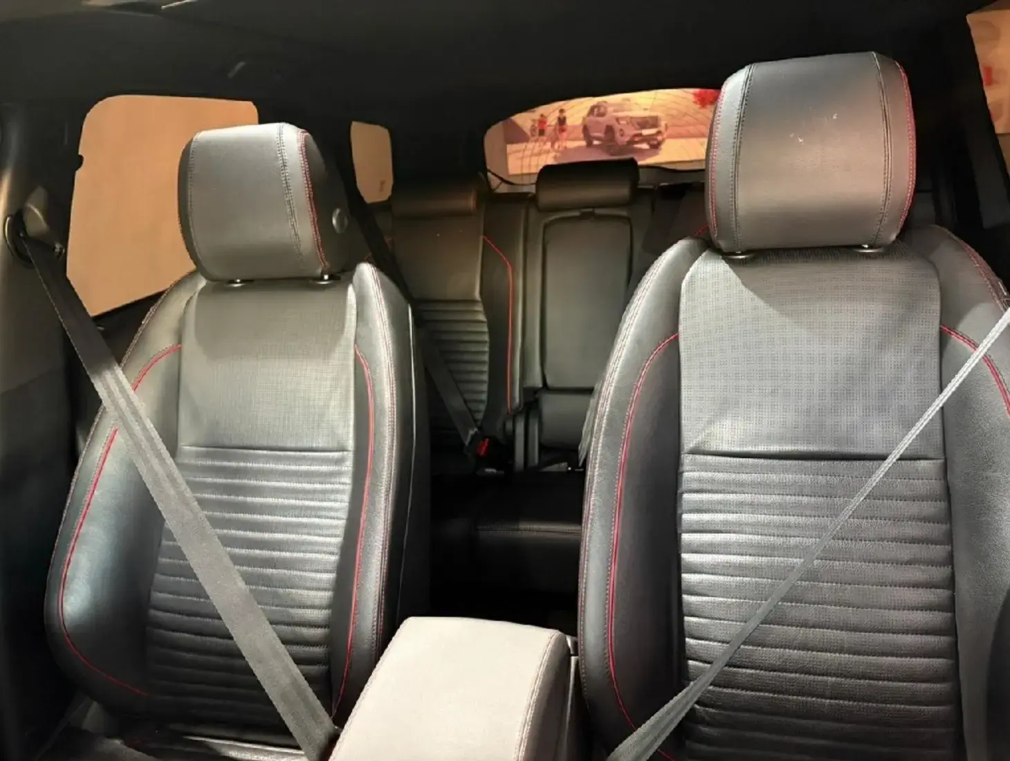 galeria DISCOVERY SPORT