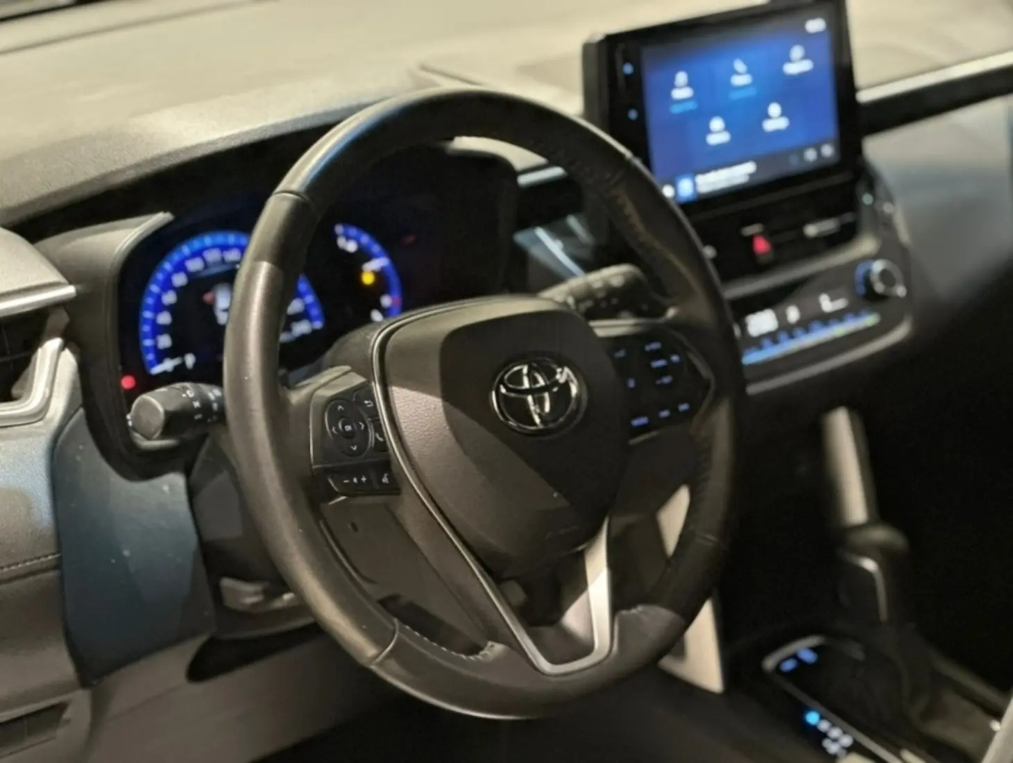 galeria COROLLA CROSS