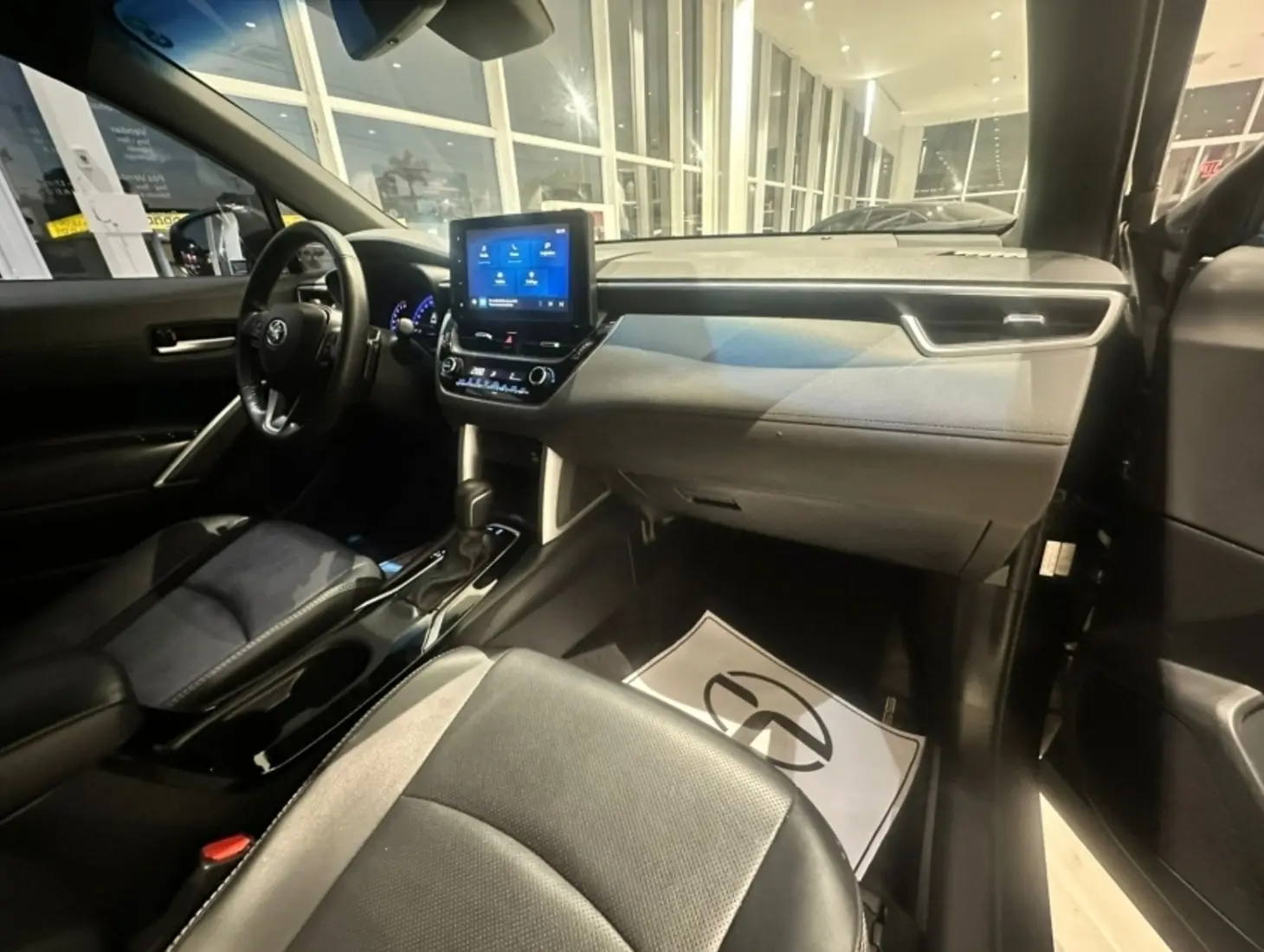 galeria COROLLA CROSS