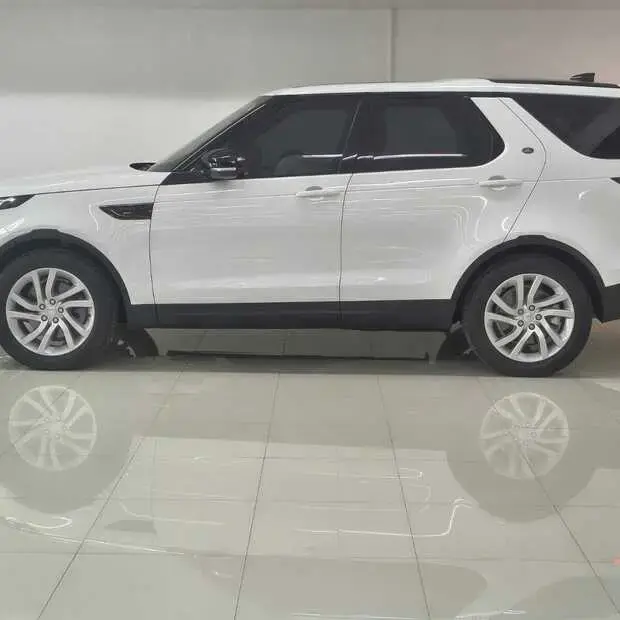Land Rover Discovery 3.0 TD6 HSE 4WD