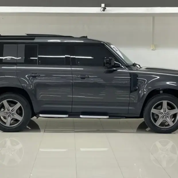 Land Rover Defender SE 110 2.0 SI4 (Aut)