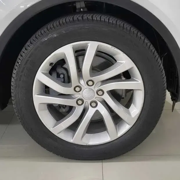 Land Rover Discovery 3.0 TD6 HSE 4WD