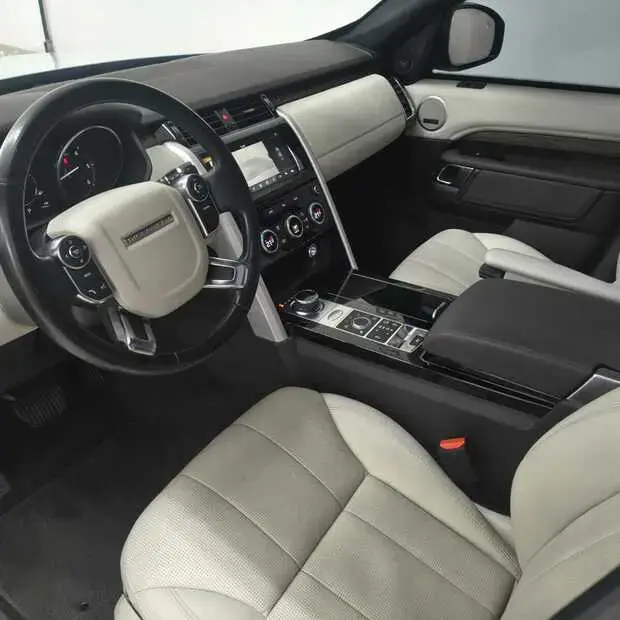 Land Rover Discovery 3.0 TD6 HSE 4WD