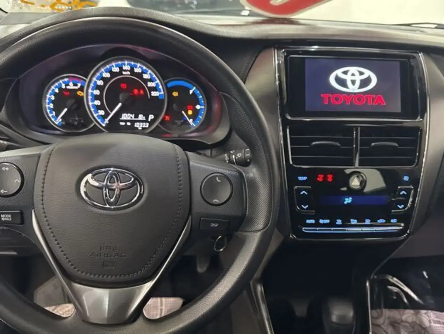 galeria Yaris