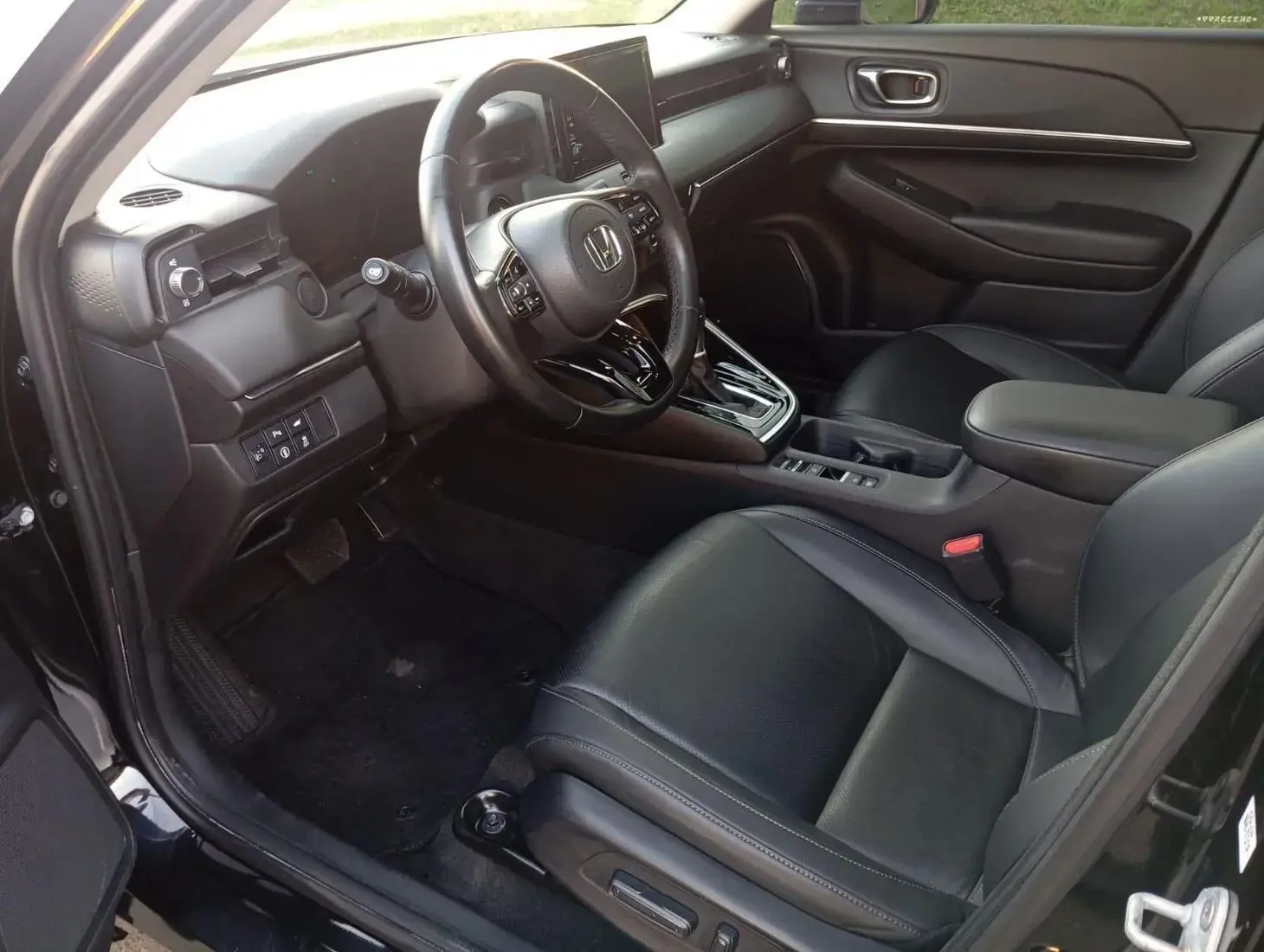 galeria NEW HR-V TOURING