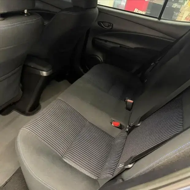 Toyota YARIS 1.5 16V FLEX SEDAN XL LIVE MULTIDRIVE