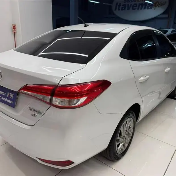 Toyota YARIS 1.5 16V FLEX SEDAN XS CONNECT MULTIDRIVE