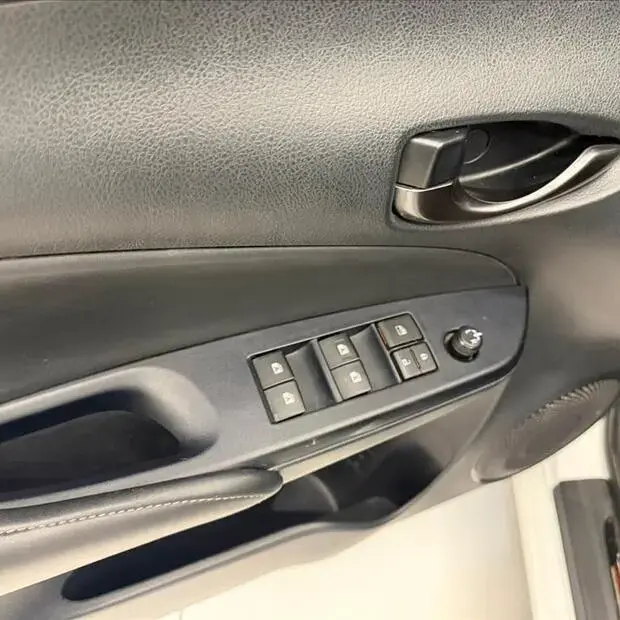 Toyota YARIS 1.5 16V FLEX SEDAN XS CONNECT MULTIDRIVE