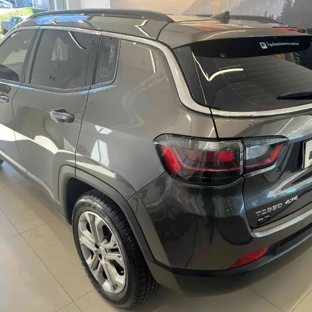 Jeep COMPASS 2.0 TD350 TURBO DIESEL LONGITUDE AT9