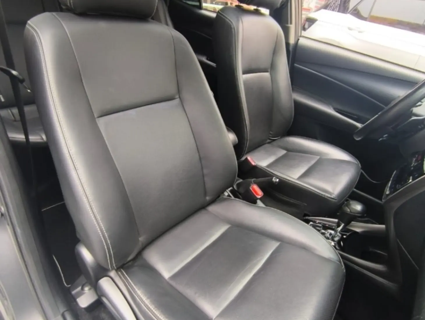 galeria YARIS