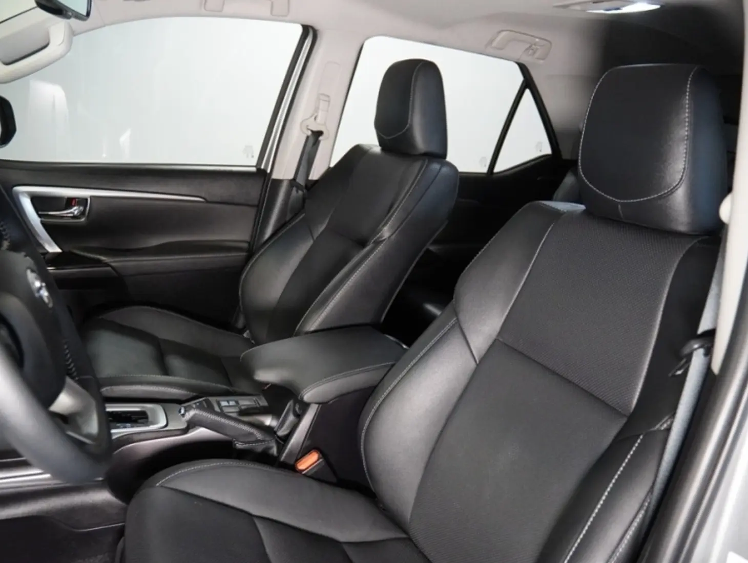 galeria HILUX SW4