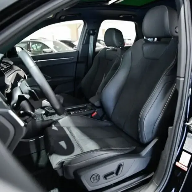 Audi Q3 Performance Black 2.0