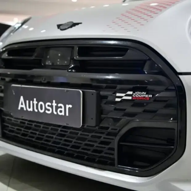 Mini John Cooper Works 2.0 Turbo AT