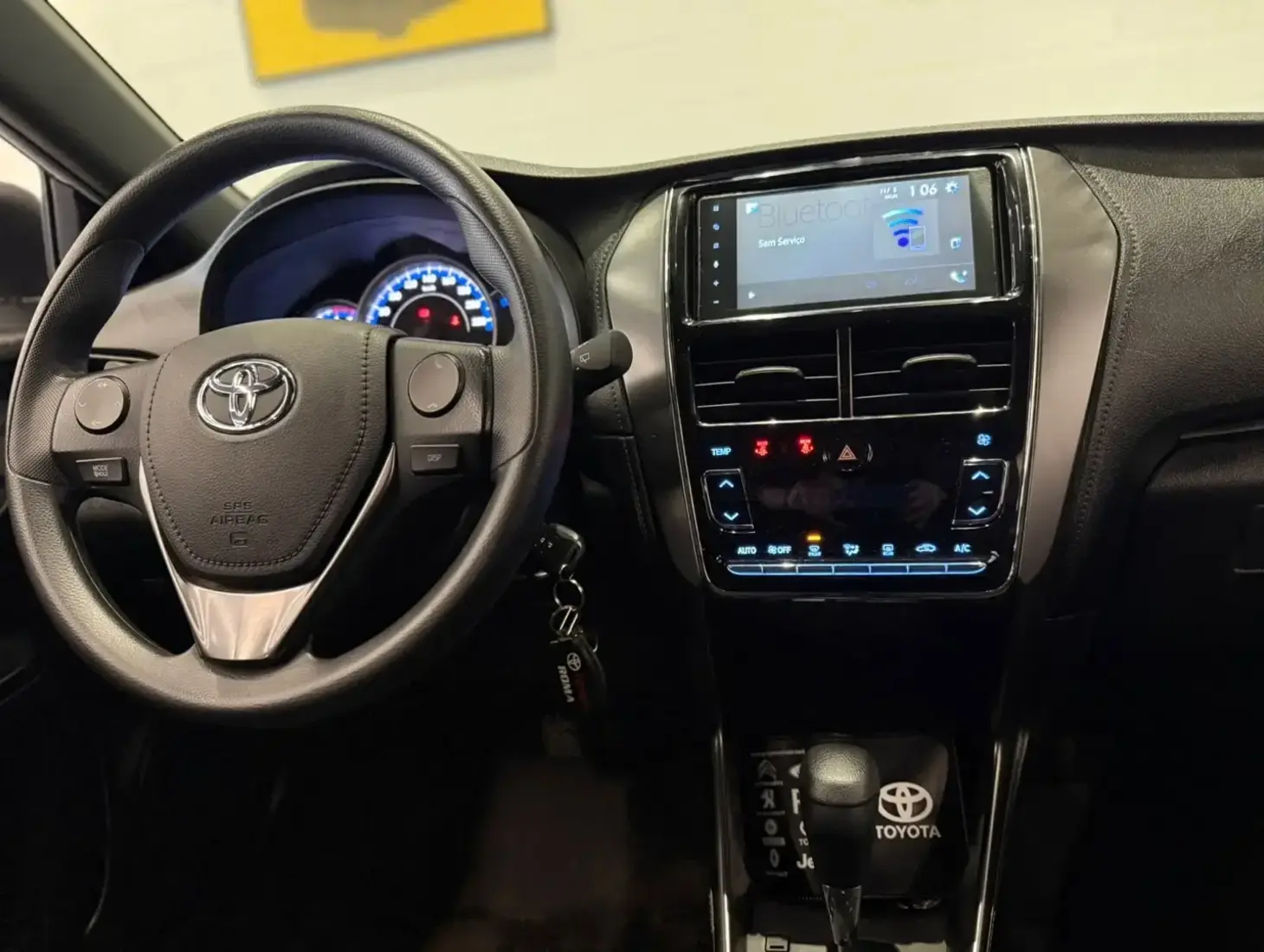 galeria YARIS