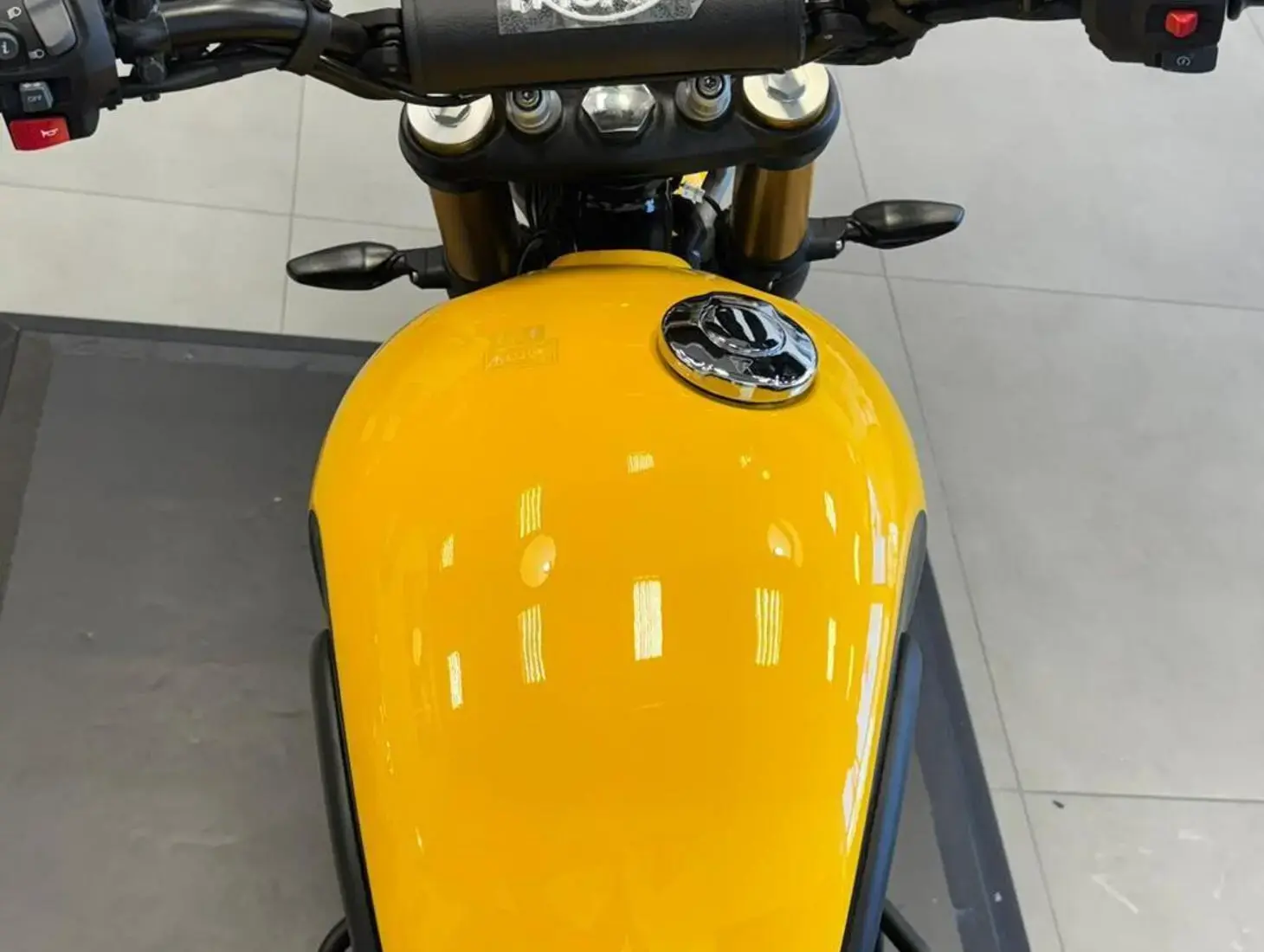 galeria Scrambler