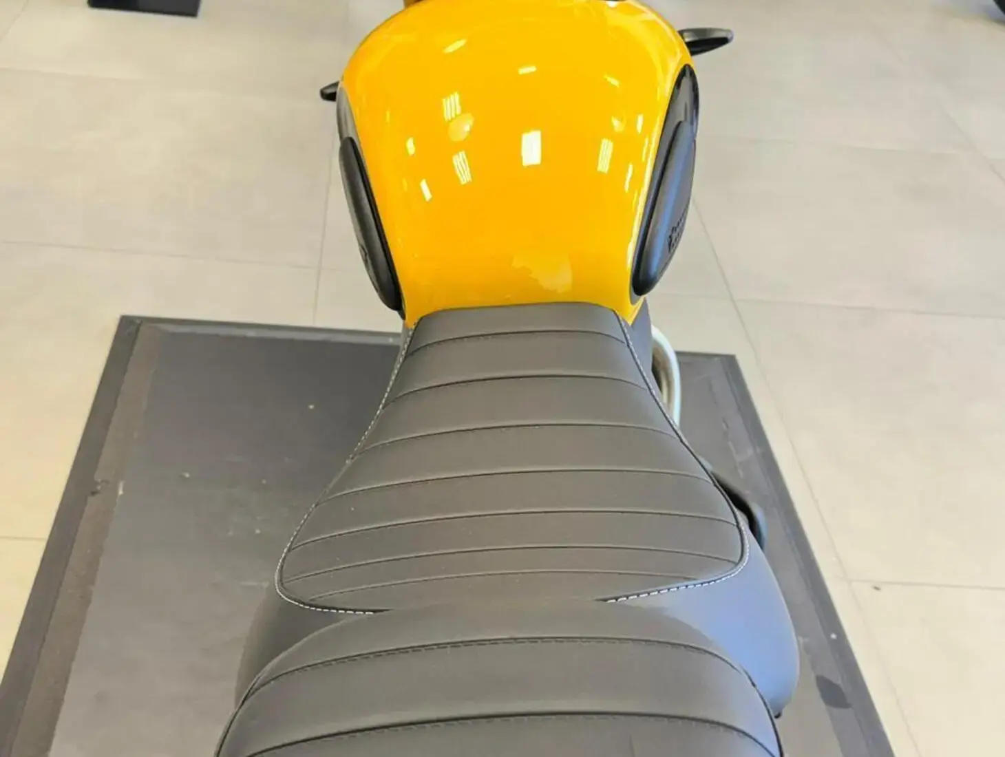 galeria Scrambler