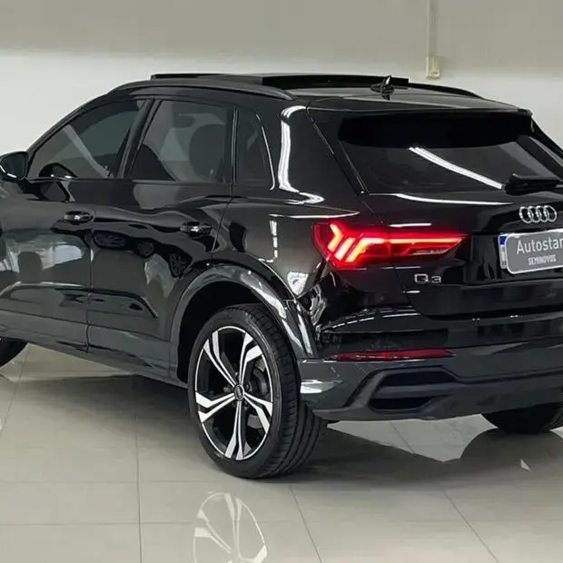 Audi Q3 Performance Black 2.0