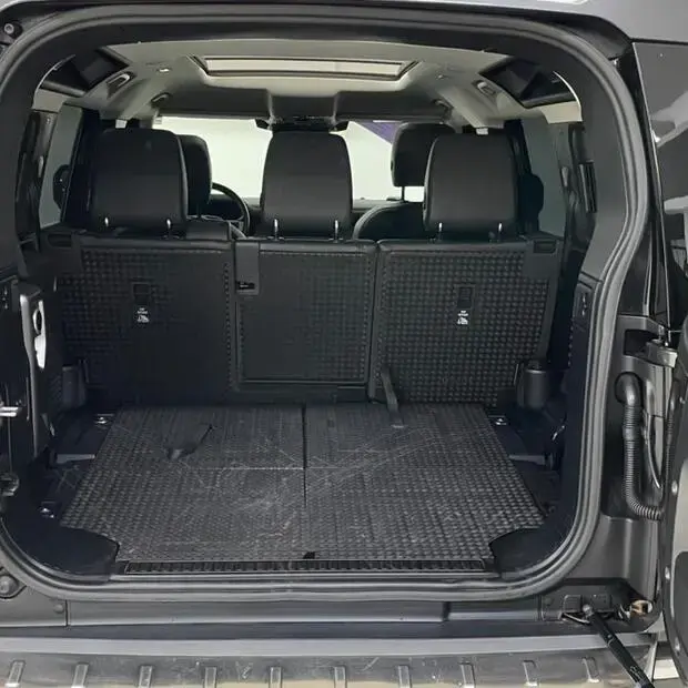 Land Rover Defender SE 110 2.0 SI4 (Aut)