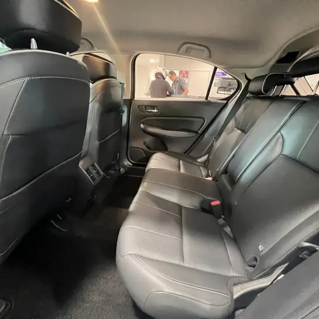 Honda CITY 1.5 i-VTEC FLEX HATCH TOURING CVT