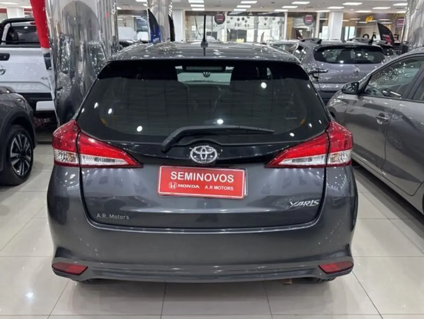 galeria Yaris