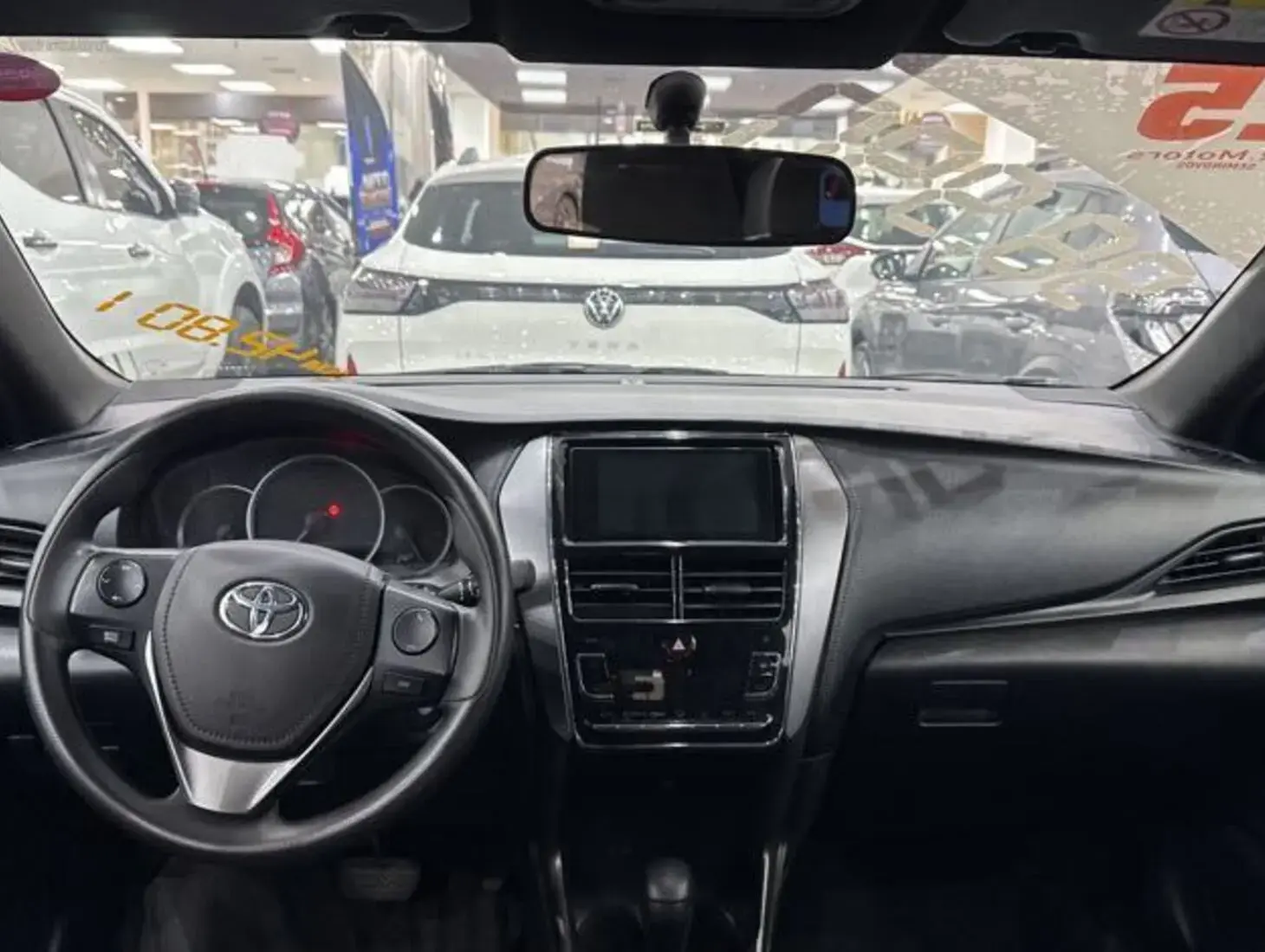 galeria Yaris