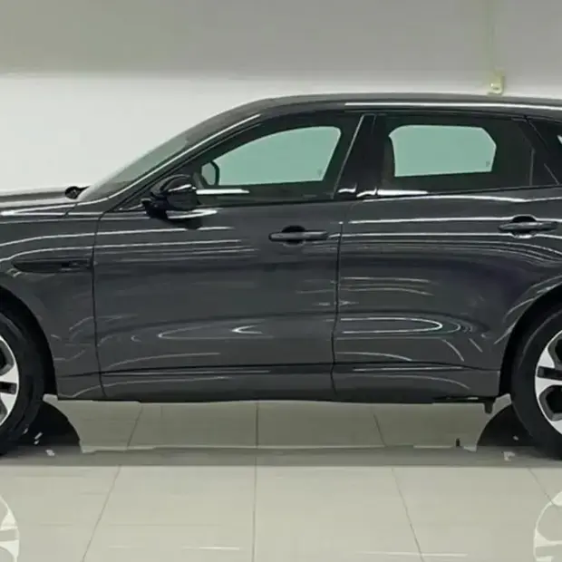Jaguar F-Pace 2.0 R-Dynamic SE 404cv (Híbrido)