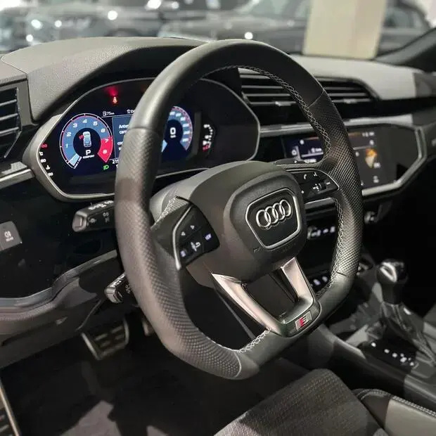 Audi Q3 Performance 2.0 TFSI Tiptr. Quattro