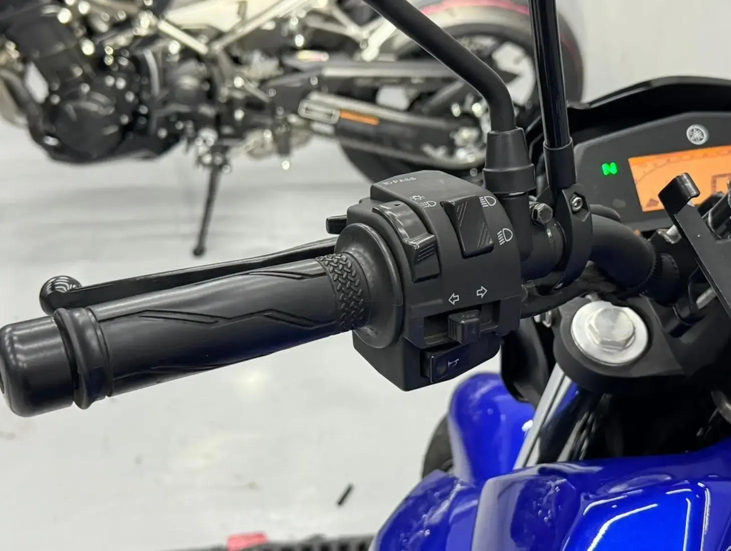 galeria FZ25 250 FAZER FLEX