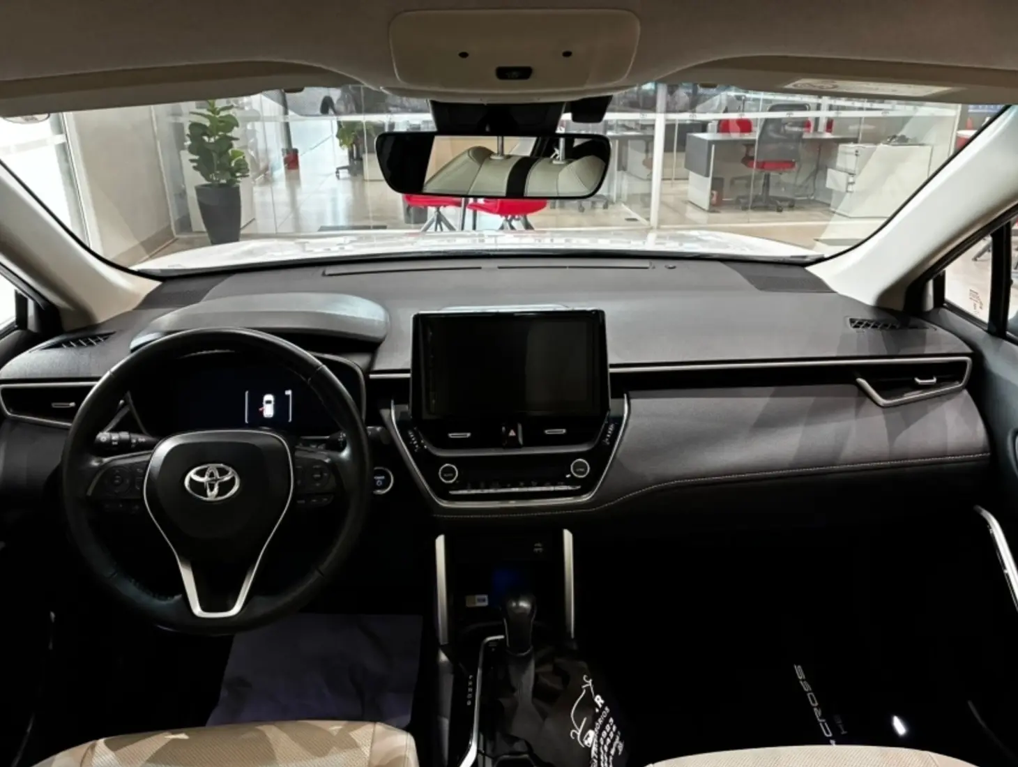 galeria COROLLA CROSS