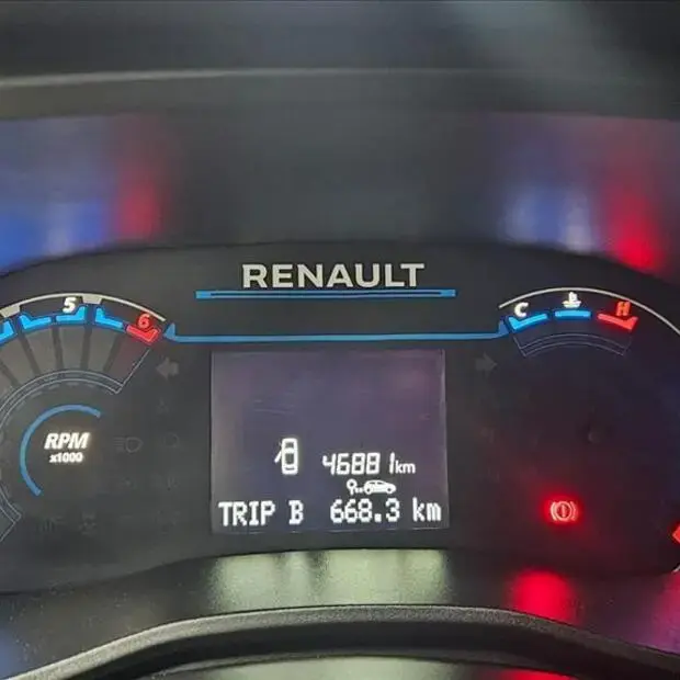 Renault KWID 1.0 12V SCE FLEX INTENSE MANUAL