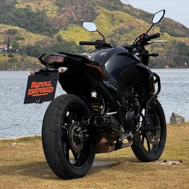 Yamaha FAZER FZ25 ABS