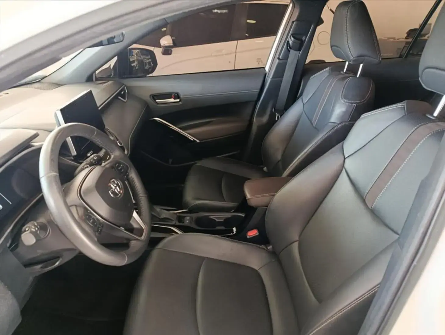 galeria COROLLA CROSS