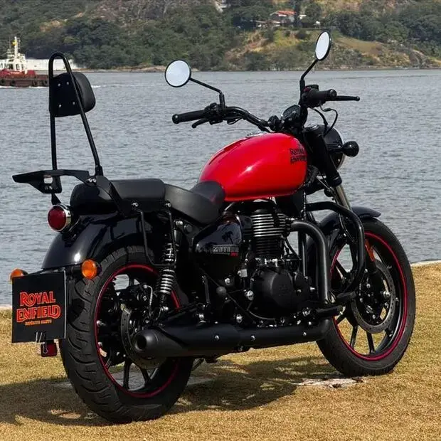 Royal Enfield METEOR 350 FIREBALL