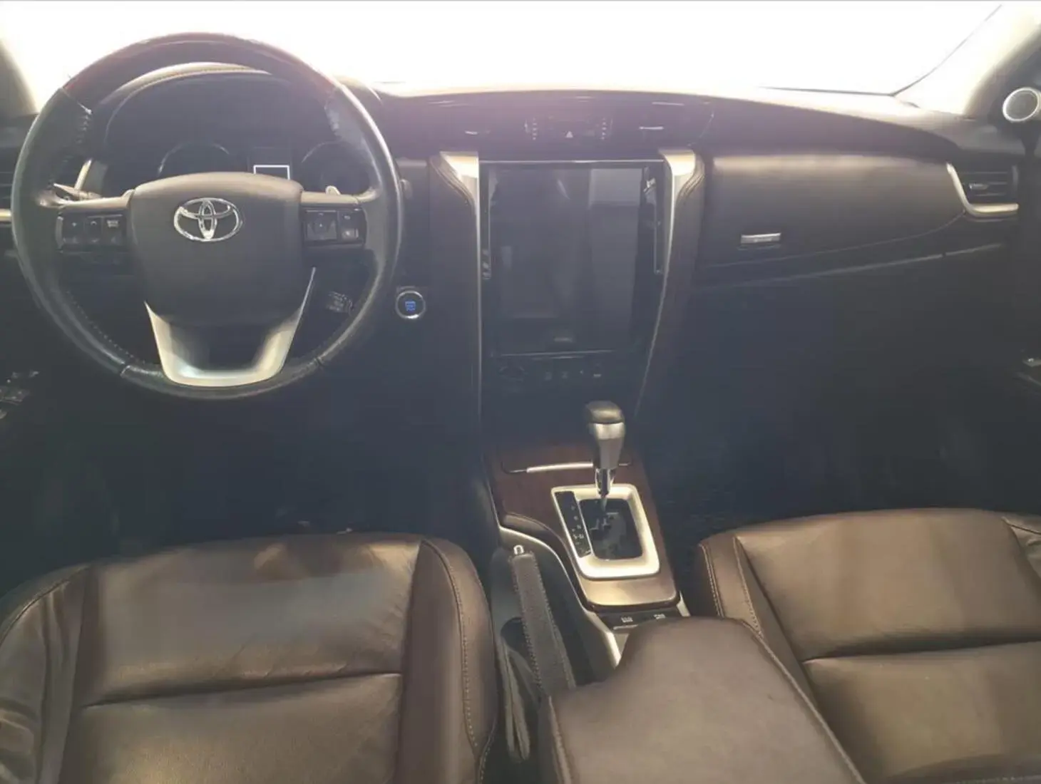 galeria HILUX SW4