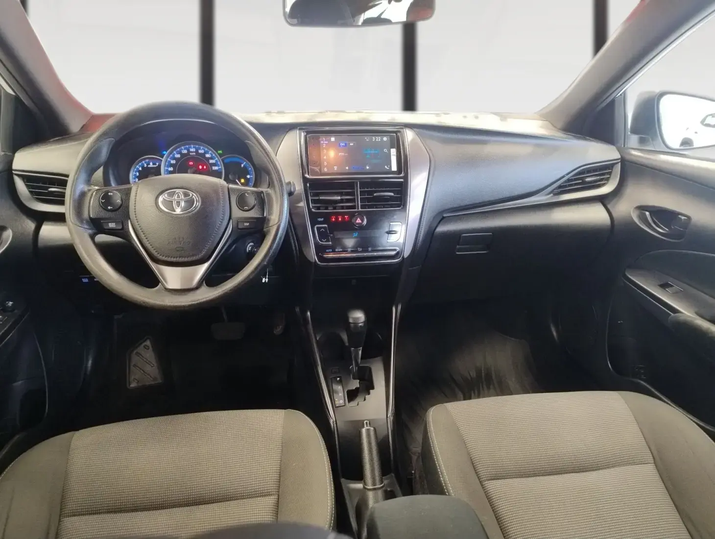 galeria Yaris