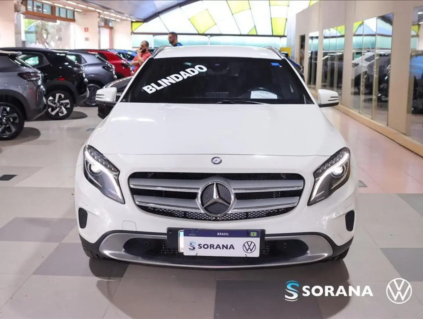 galeria GLA 200
