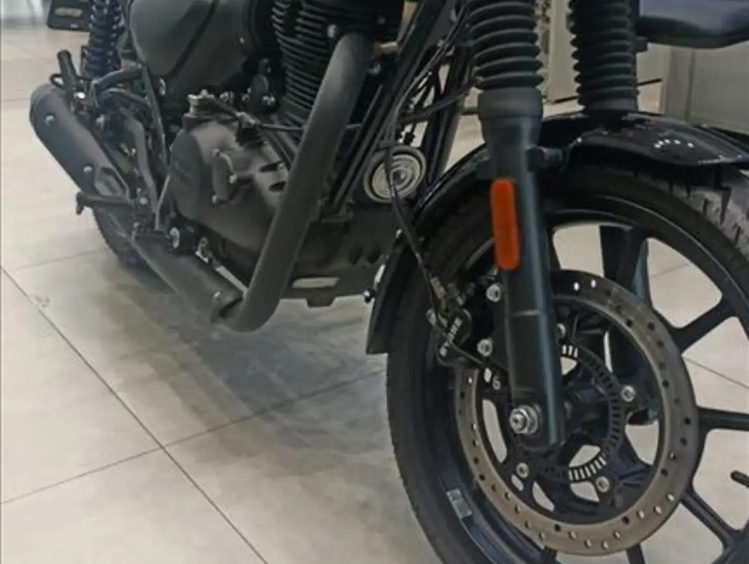 galeria HUNTER 350