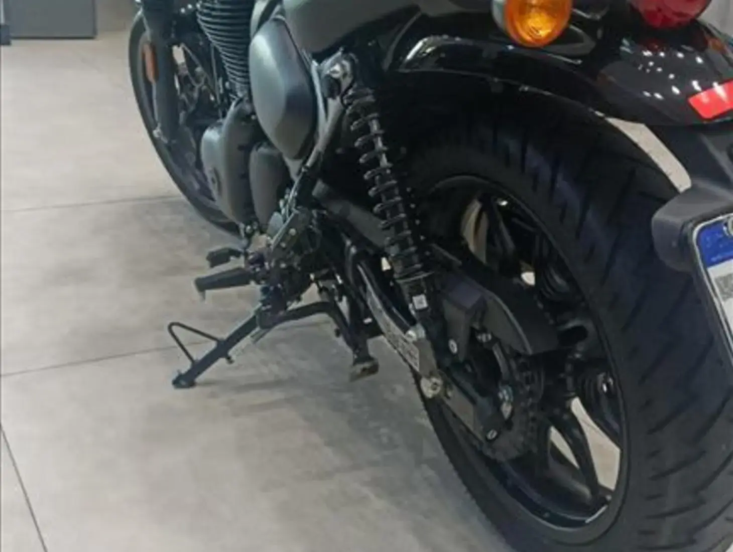 galeria HUNTER 350
