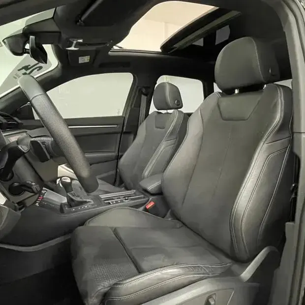 Audi Q3 Performance Black 2.0