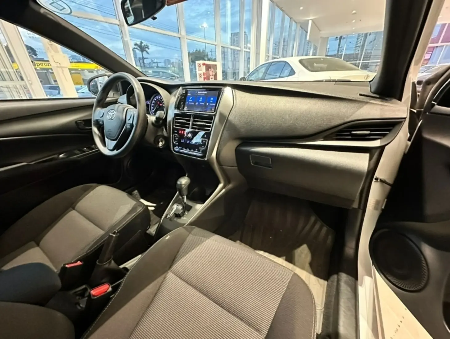 galeria YARIS
