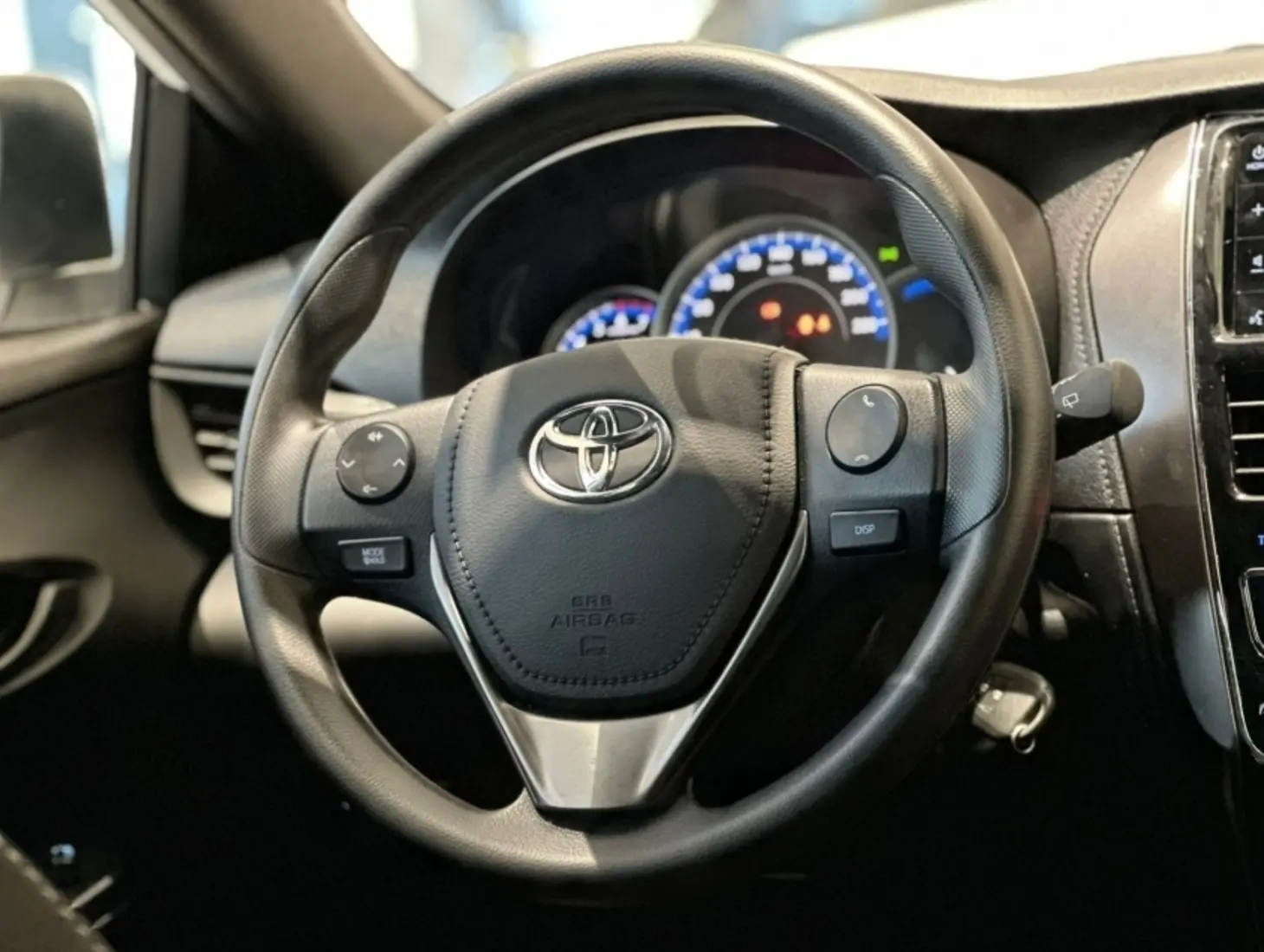 galeria YARIS