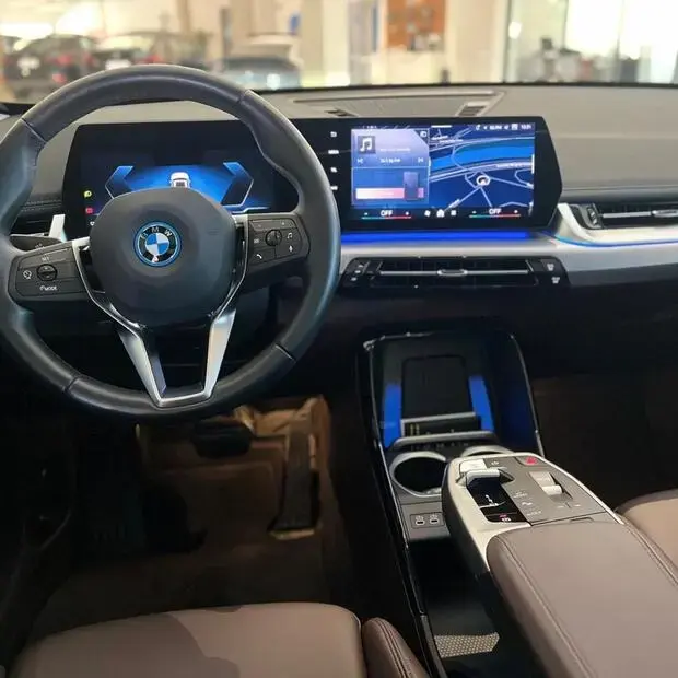 Bmw iX1 eDrive20 X Line (Aut.) (Elétrico)