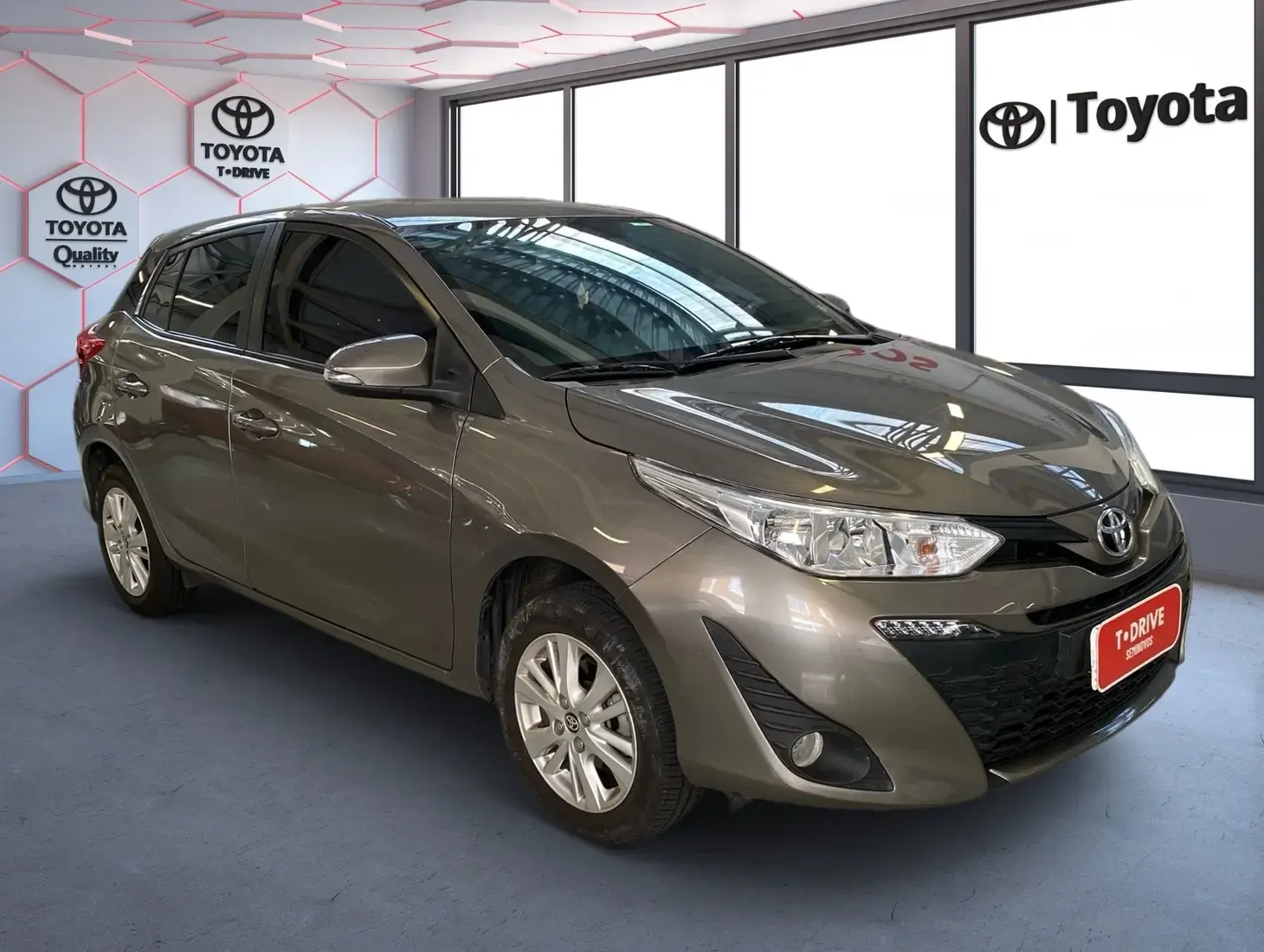 galeria Yaris