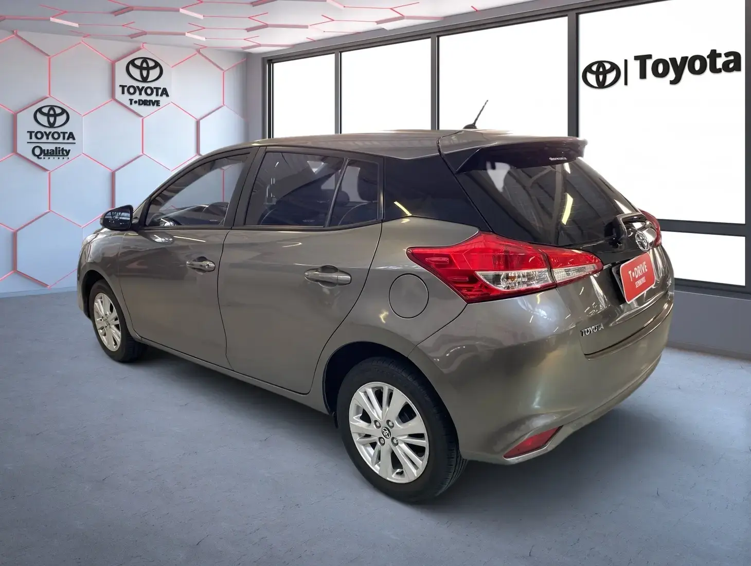 galeria Yaris