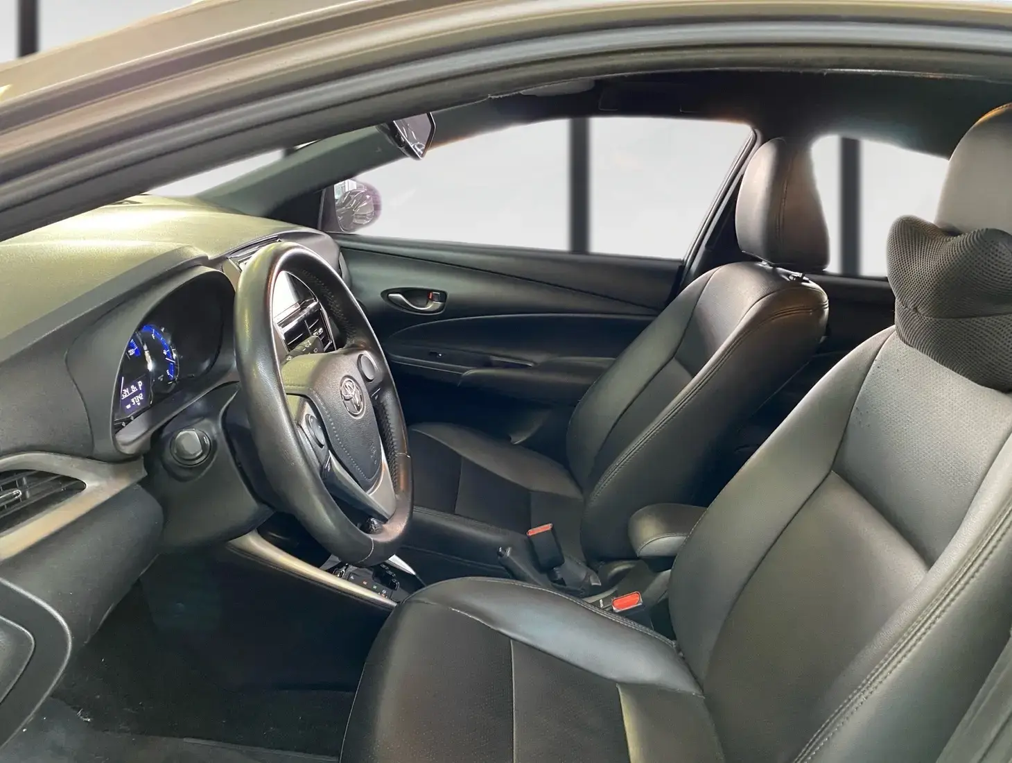 galeria Yaris