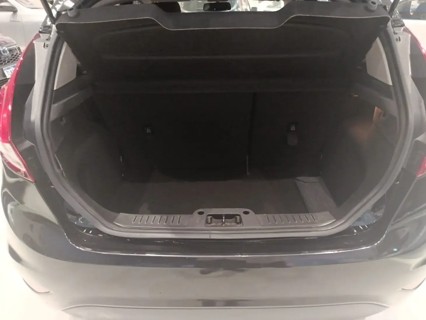 galeria New Fiesta Hatch