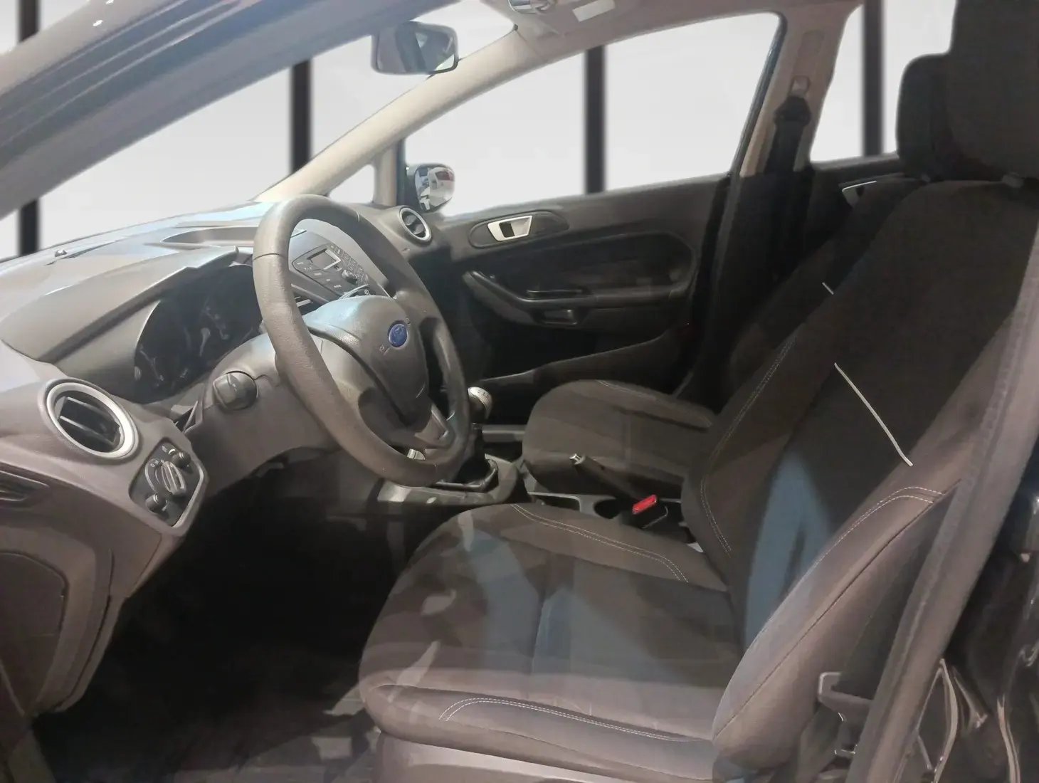 galeria New Fiesta Hatch