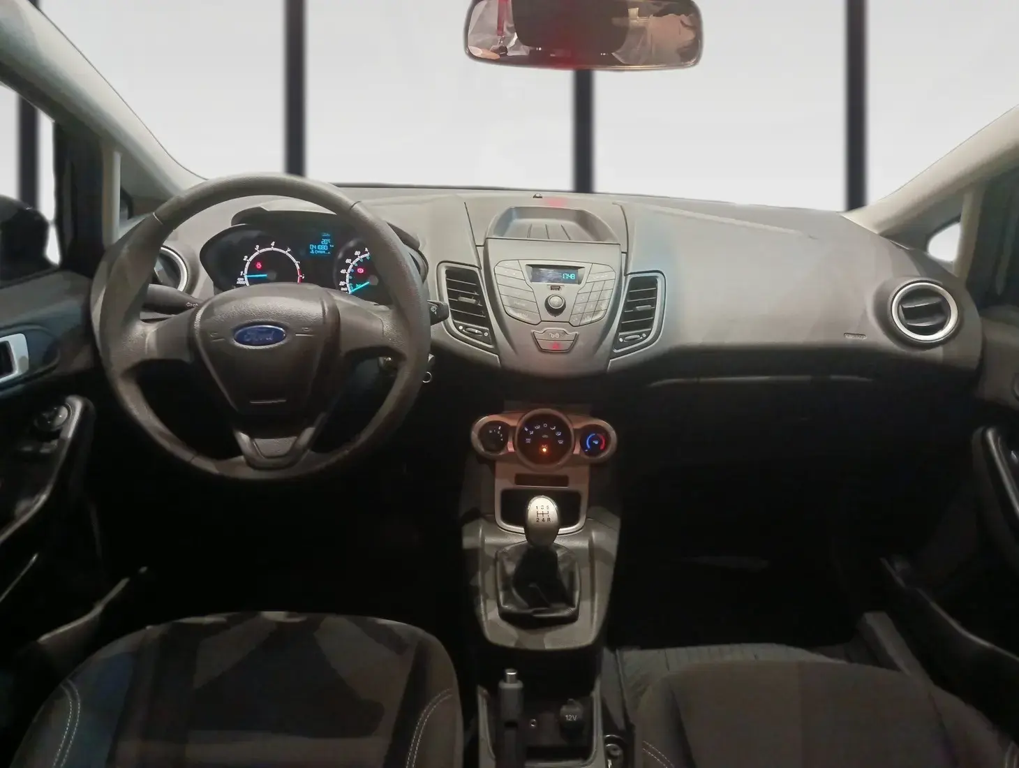 galeria New Fiesta Hatch