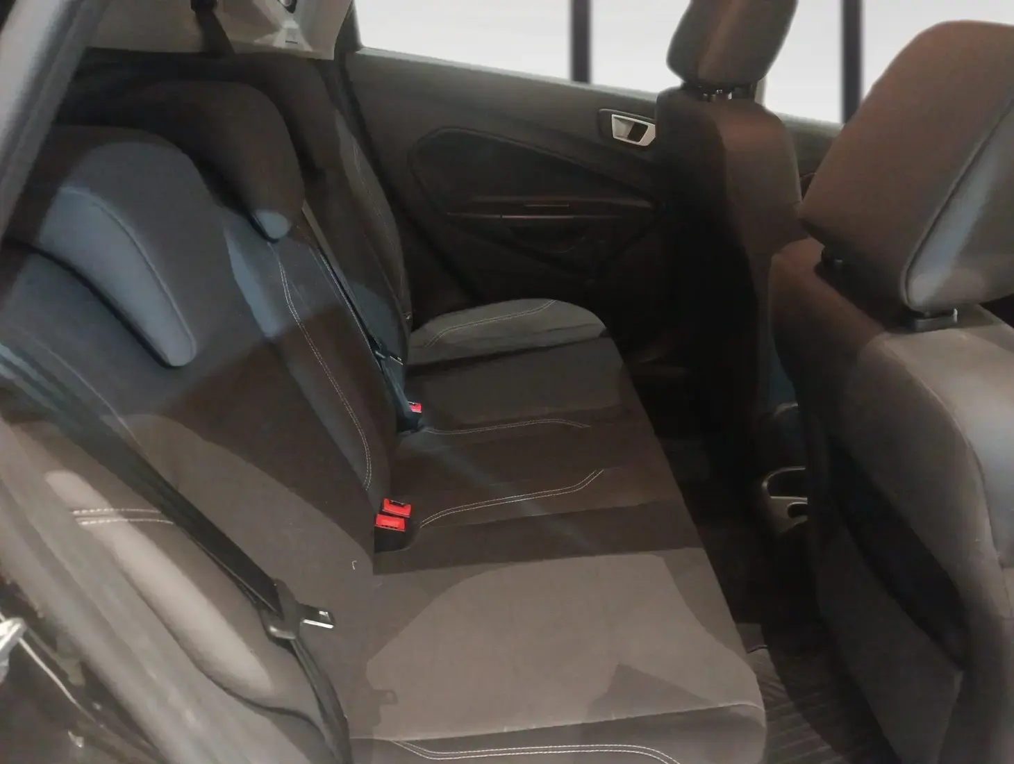 galeria New Fiesta Hatch