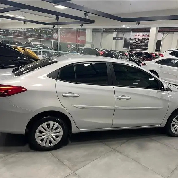 Toyota YARIS 1.5 16V FLEX SEDAN XL MULTIDRIVE